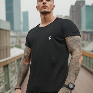 camiseta estilo básico premium- Negra Llana CK